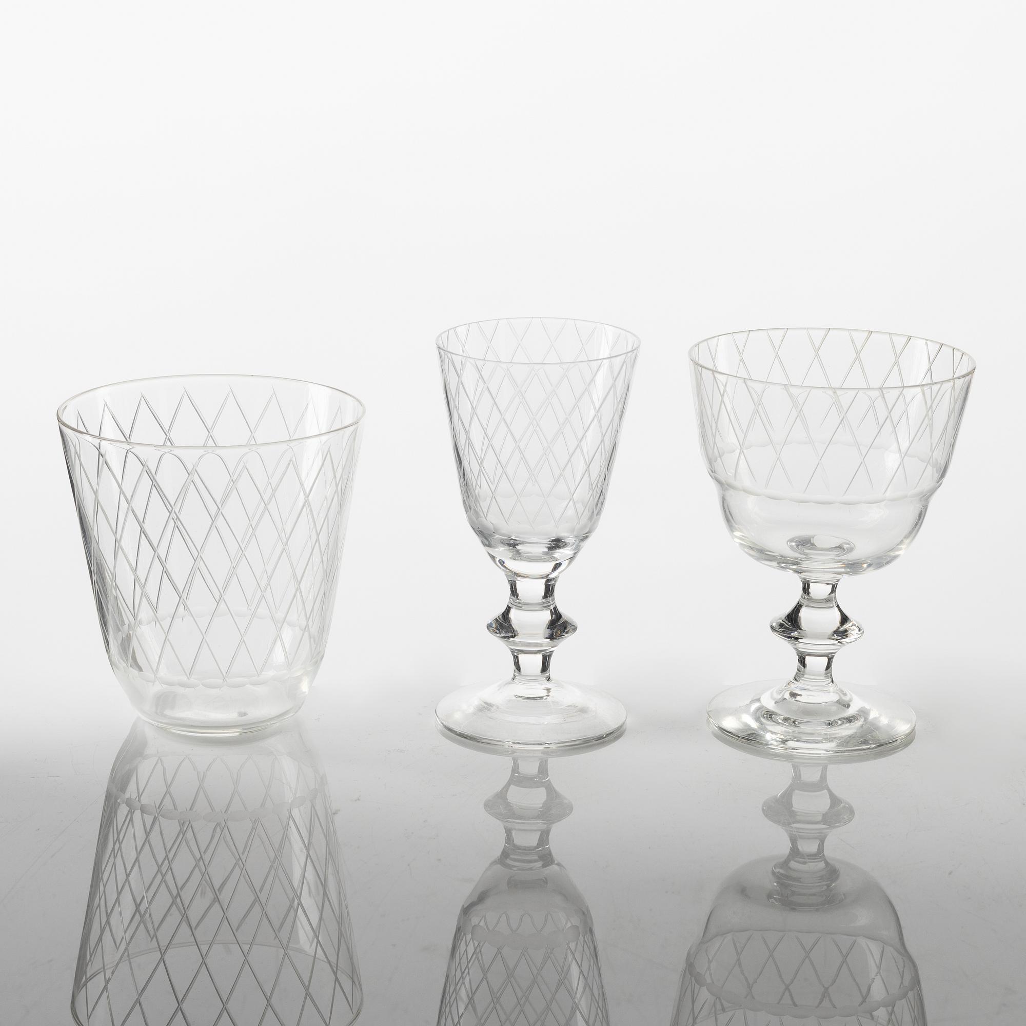 Vicke Lindstrand, a 46-piece 'Sickan' glass service from Kosta, Sweden.