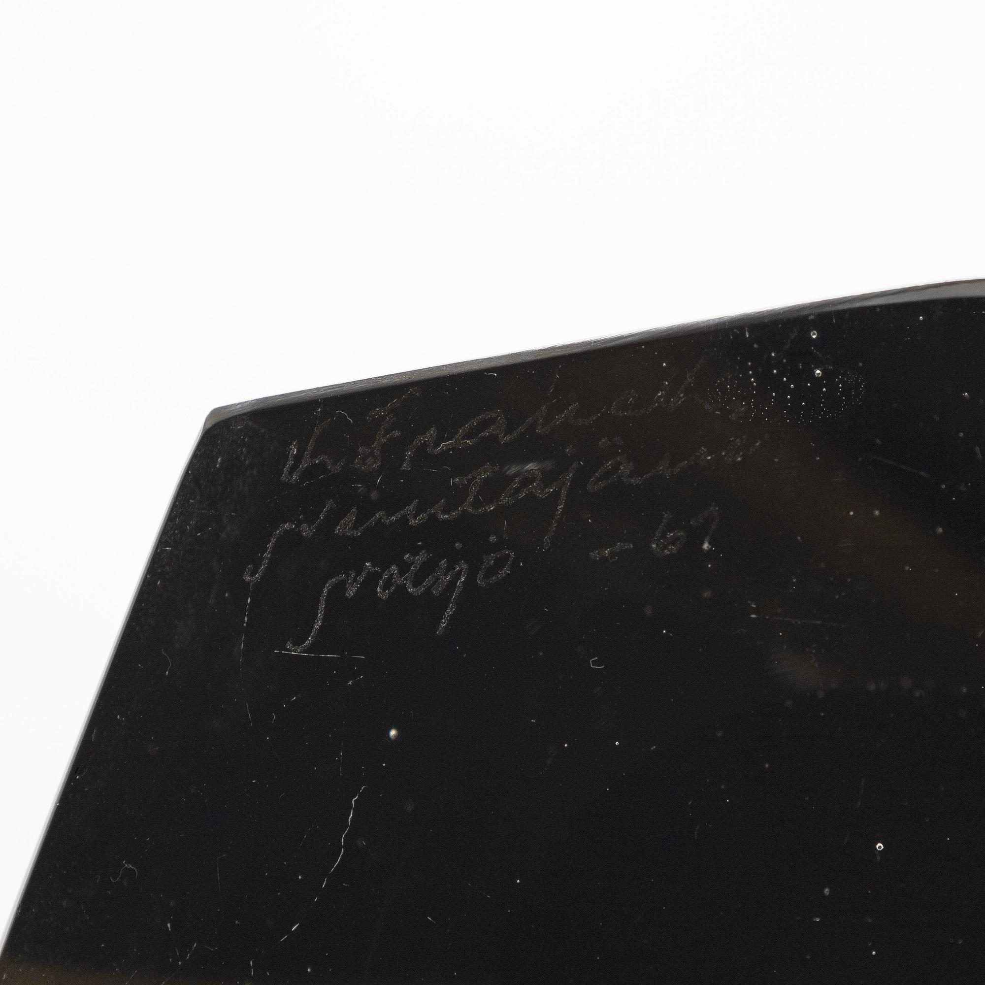 Kaj Franck, veistos, malli KF 246, signeerattu K. Franck Nuutajärvi Notsjö -61.
