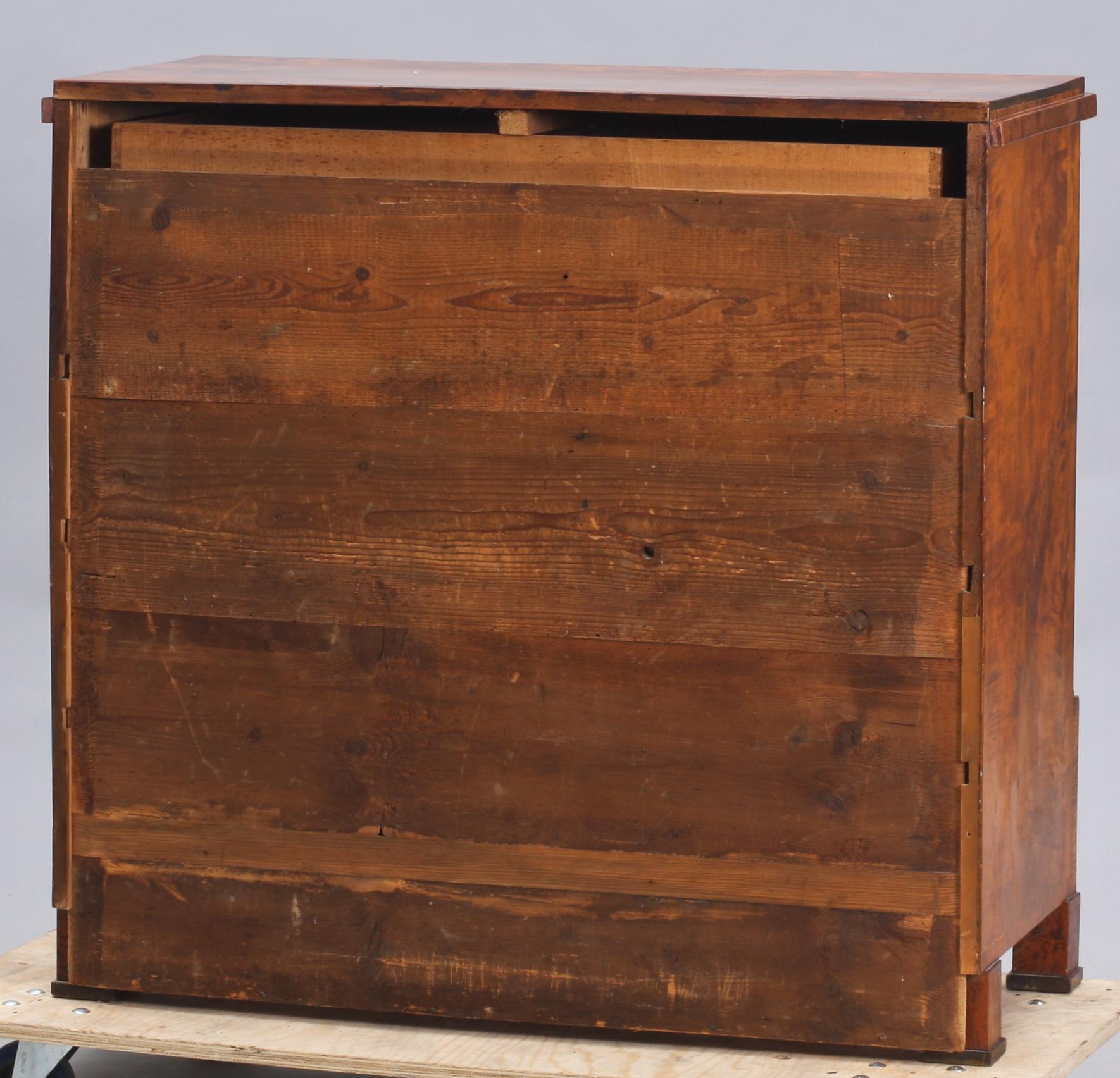 BYRÅ, senempire, 1800-talets mitt.