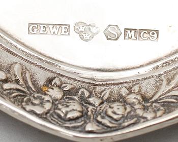 GRÄDDKANNA, SOCKERSKÅL SAMT BRICKA, silver, GEWE, Stockholm 1953. Vikt ca 285 g.