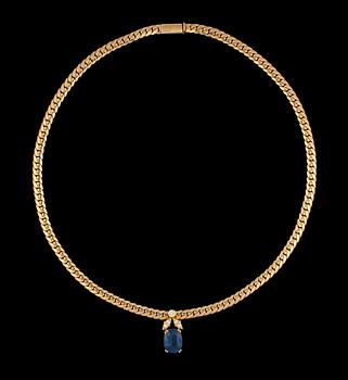 146. COLLIER, 18k guld med blå fasettslipad safir, ca 6.00 ct och briljantslipade diamanter, totalt ca 0.20 ct. Vikt ca28g.