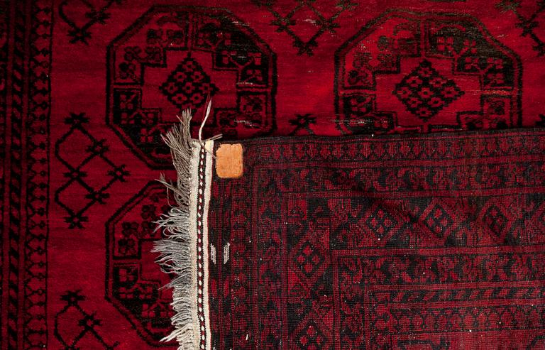 MATTA, Afghan ca 255x296 cm.