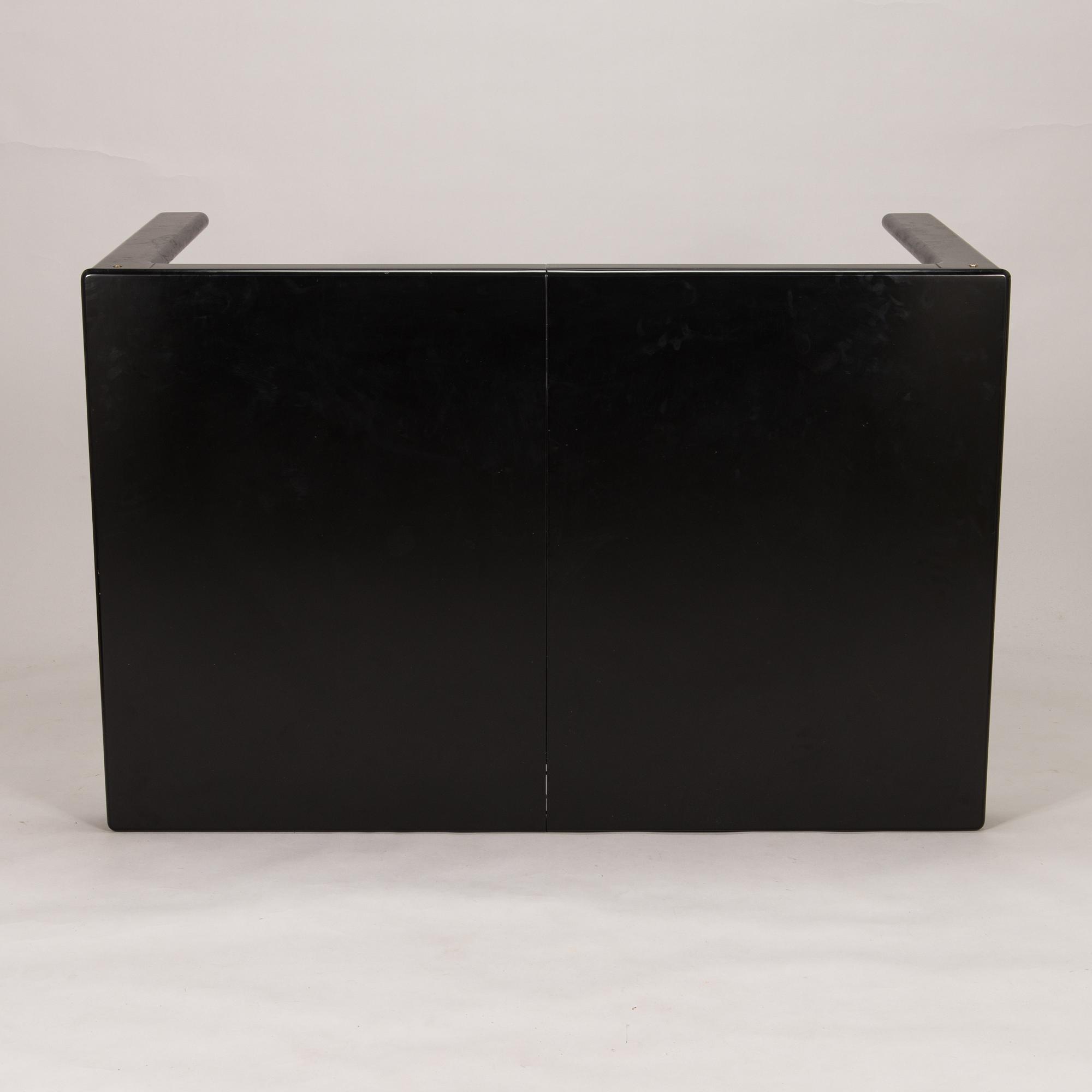 Eero Aarnio, A 1970's dinner table and six chairs "Flamingo" for Asko.