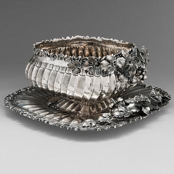 A silver centrepiece bowl, mid-20th century.