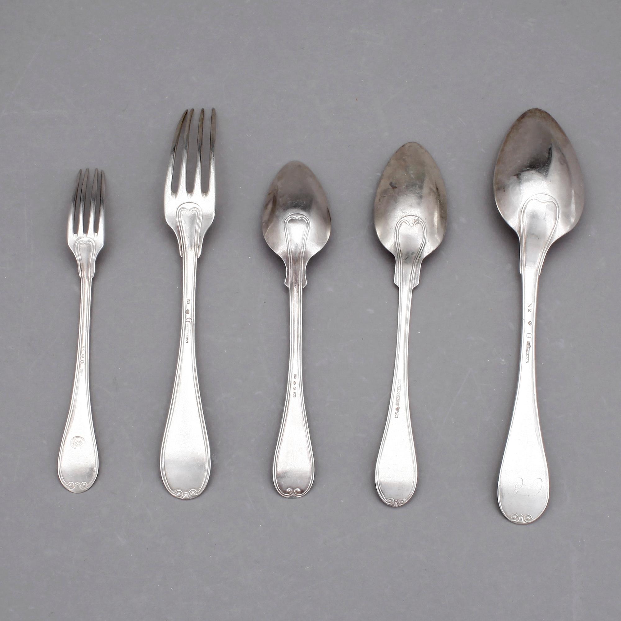 BESTICKSERVISDELAR, 37+1 st, silver, bland annat Adolf Zethelius, Stockholm, 1813. Vikt ca 1892g.