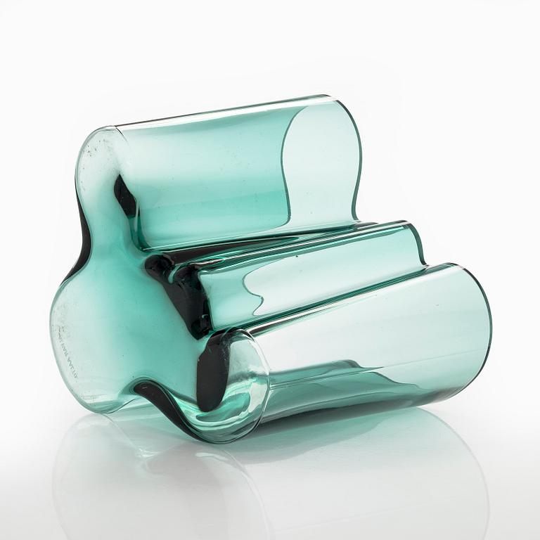 Alvar Aalto, vas "3030", signerad Alvar Aalto.