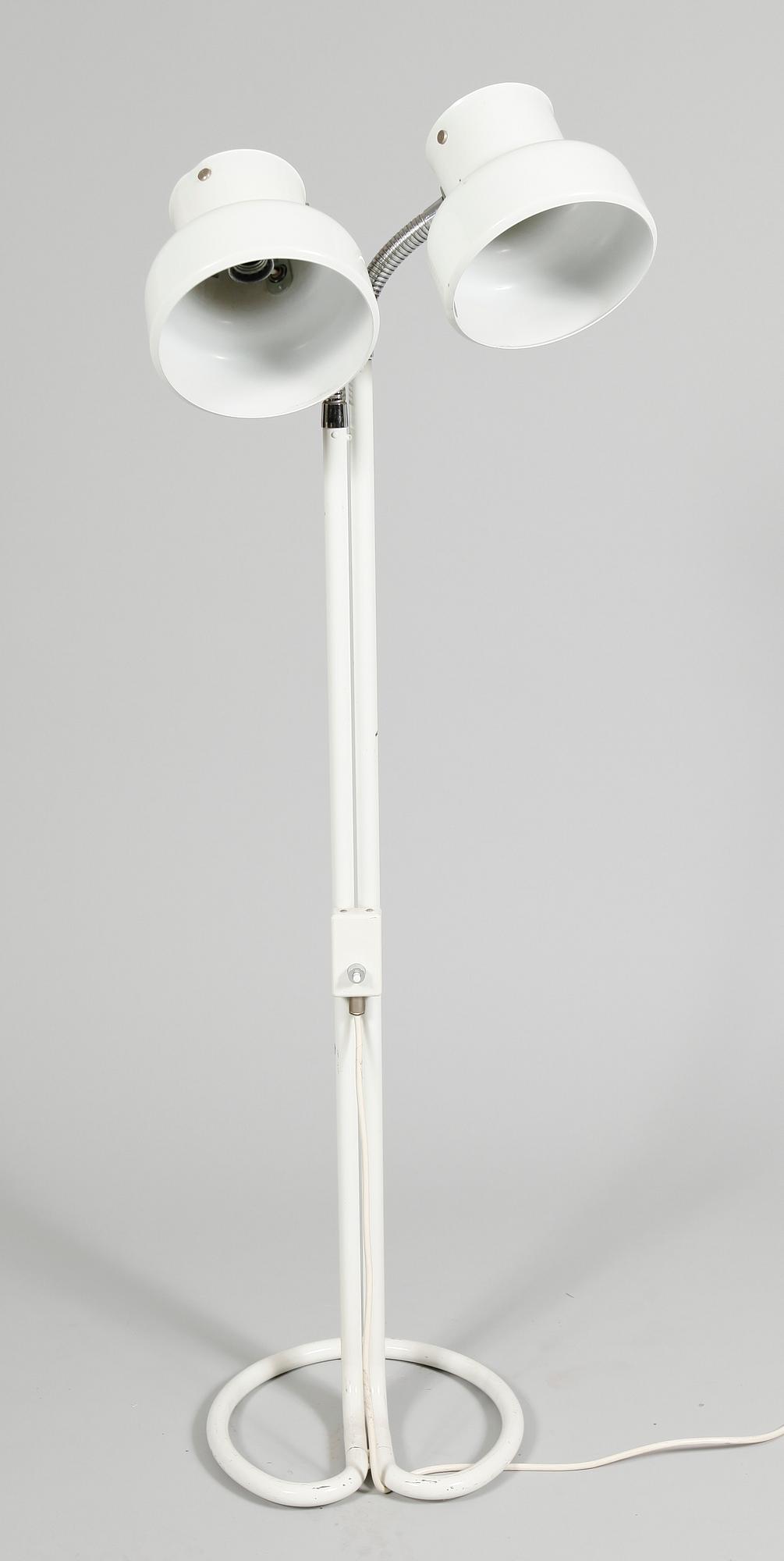 GOLVLAMPA, "Knubbling", Ateljé Lyktan, Åhus, 1900-talets andra hälft.