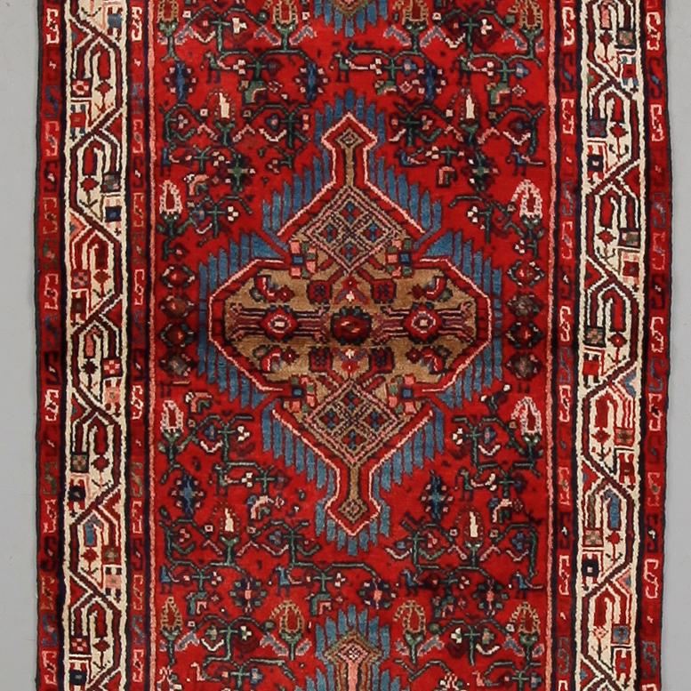 MATTA, Indjelass, ca 310 x 90 cm.