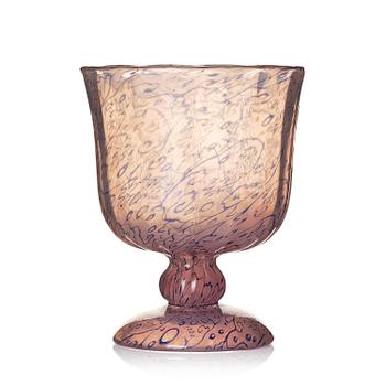 8. Simon Gate, a graal glass goblet, Orrefors, 1918.