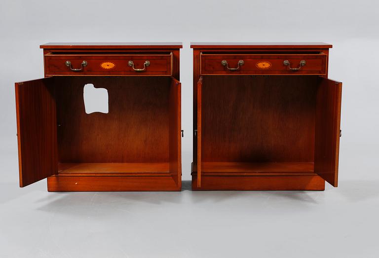 SIDOBORD, ett par, England, 1900-talets andra hälft.