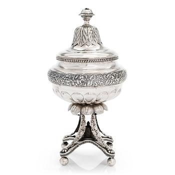 A silver sugar bowl, maker's mark of Henrik Johan Törnroth, Turku 1842.