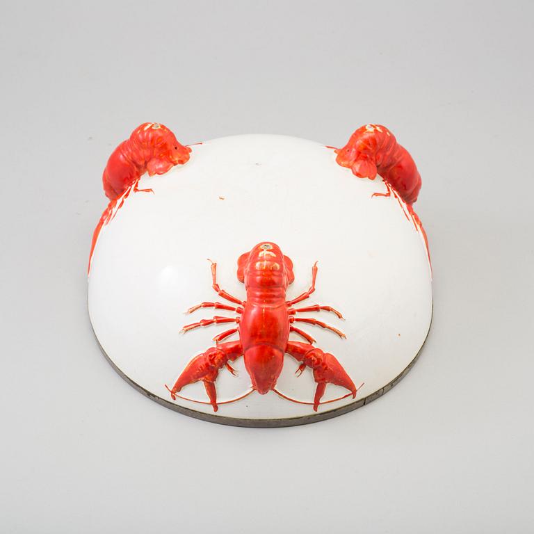 An early 19th crayfish bowl.