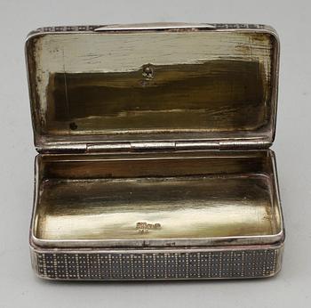 DOSA, silver, nielloarbete, Ryssland 1878. Vikt ca 106 gram.