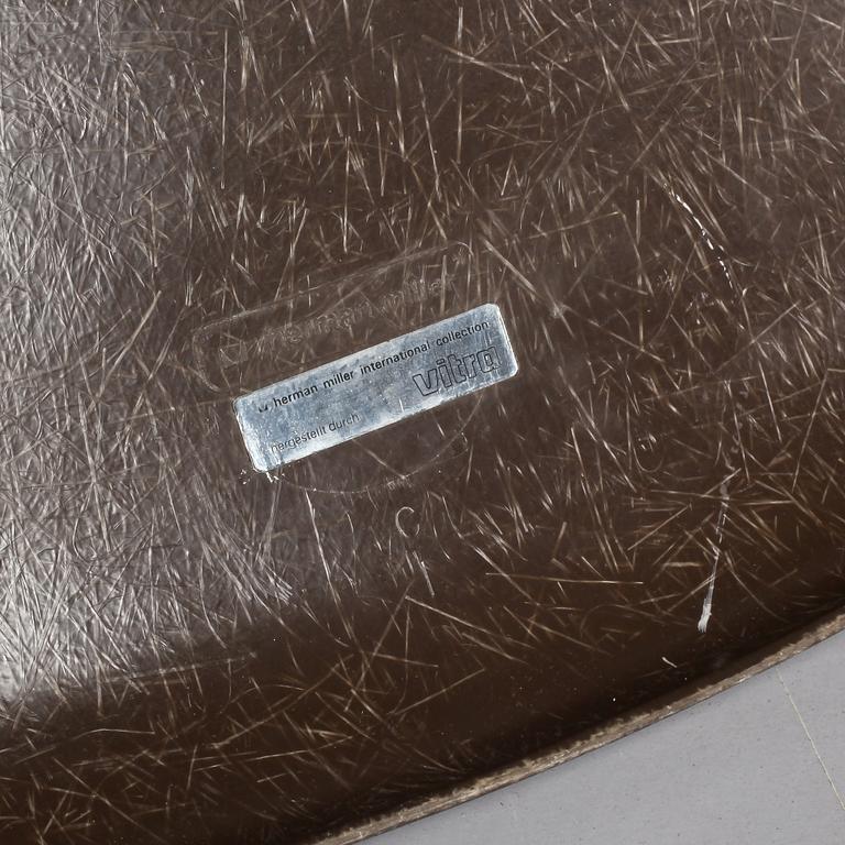 STOLAR, 6 st, "Plastic chair", Charles och Ray Eames, Vitra/Herman Miller, 1900-talets andra hälft.