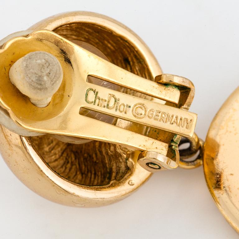 CHRISTIAN DIOR, Earrings.
