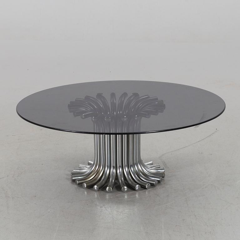 AN ITALIAN GLASS TOP COFFEE TABLE SECOND HALF OF 20TH CENTURY.