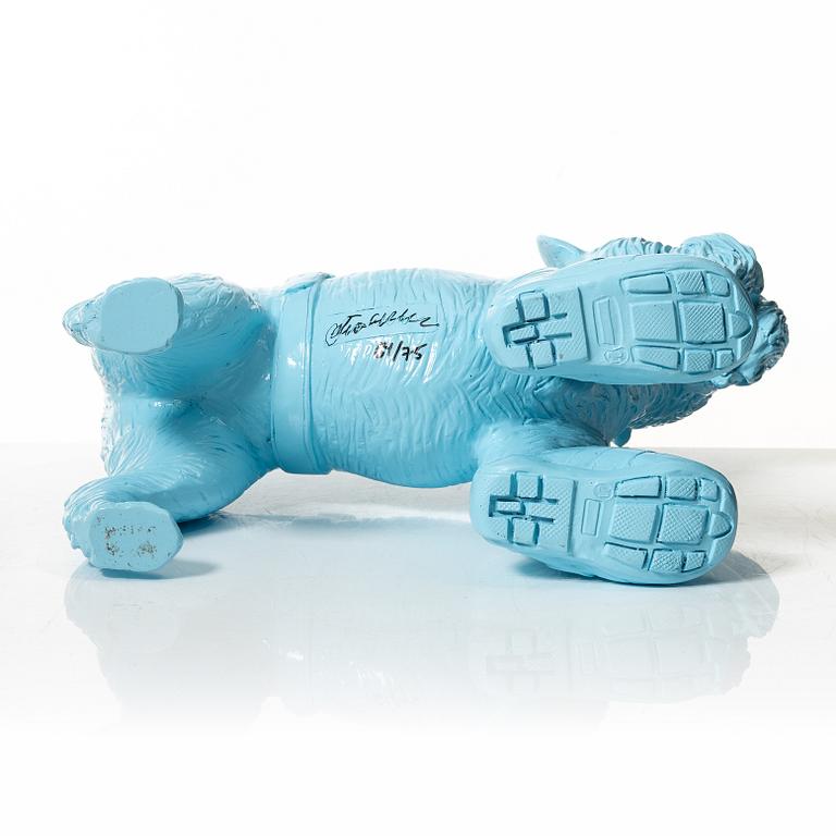 William Sweetlove, "Cloned Griffon Bruxellois with pet bottle" (Blue).