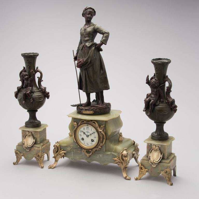 French mantel clock set, mantel clock marked Horlogerie Paris 7742, late 19th century.