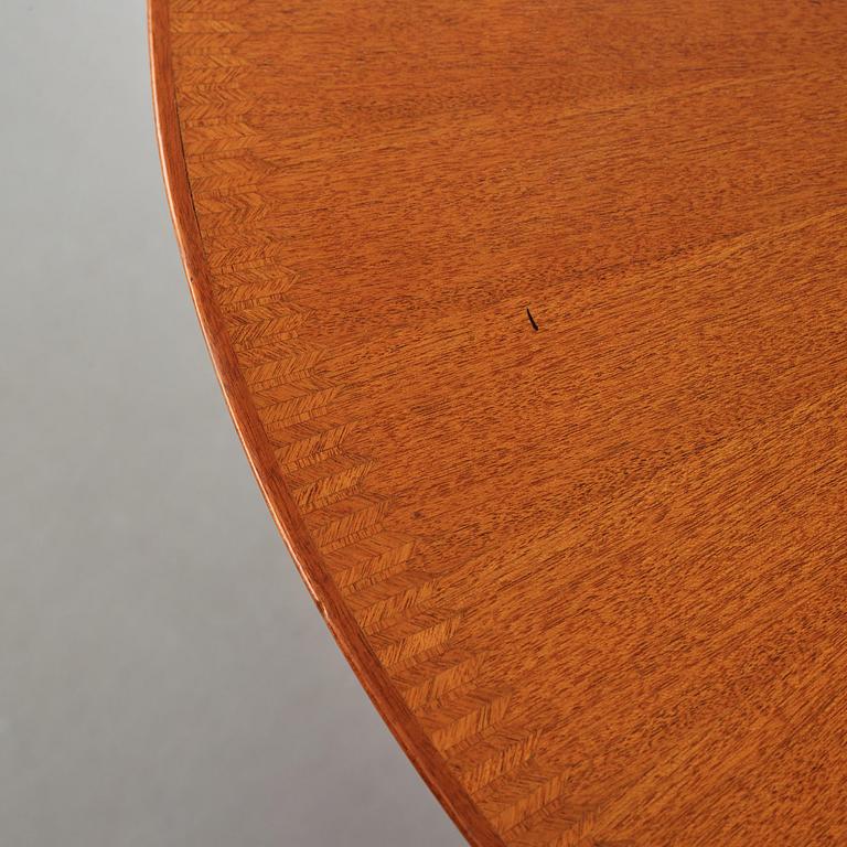 Carl-Axel Acking, a mahogany dining table, cabinetmaker Torsten Schollin, for the Stockholm Crafts Association, ca 1934-39.