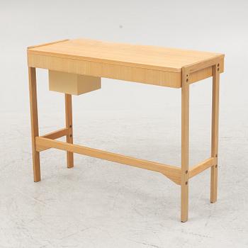 Dressing table, Swedish Modern, first half of the 20th century.