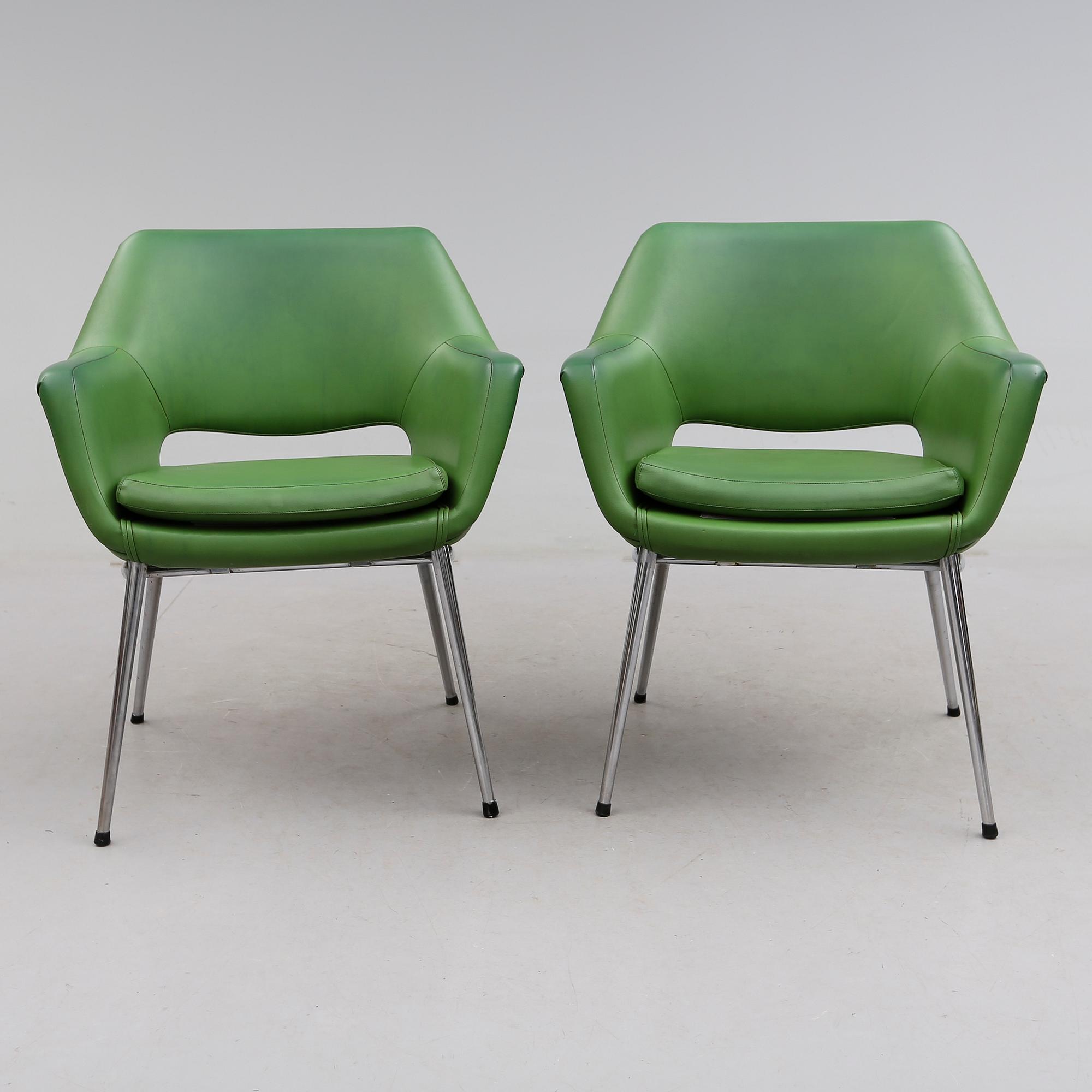 FÅTÖLJER, 1 par, 1900-talets andra hälft.