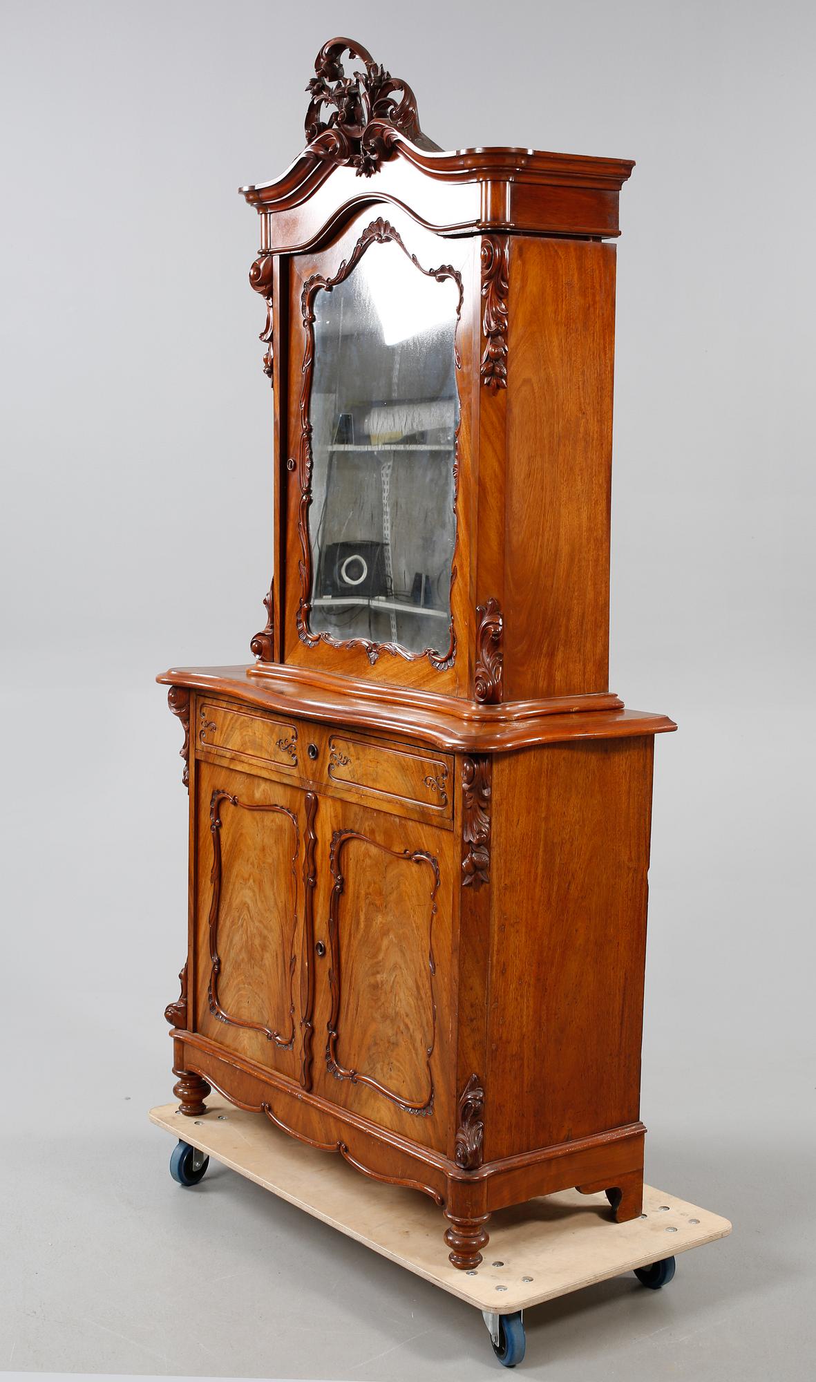 SKÅP, nyrokoko, sent 1800-tal.