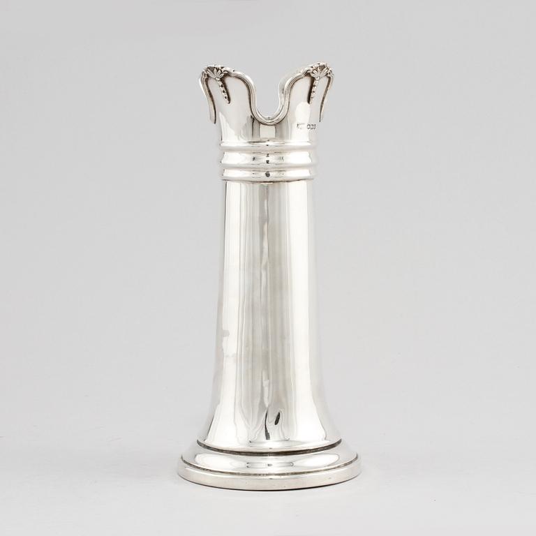 VAS, silver, Walker & Hall, Sheffield, England, 1934.