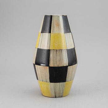 Carl-Harry Stålhane, vase, "Torro faience", decor by Aune Laukkanen, Rörstrand, Sweden ca 1952.