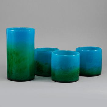 VASER, 6 st, glas, Ekenäs, 1900-talets andra hälft.