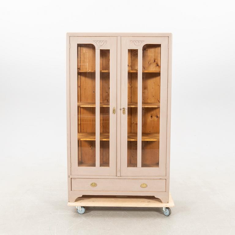 Display cabinet, early 20th century.