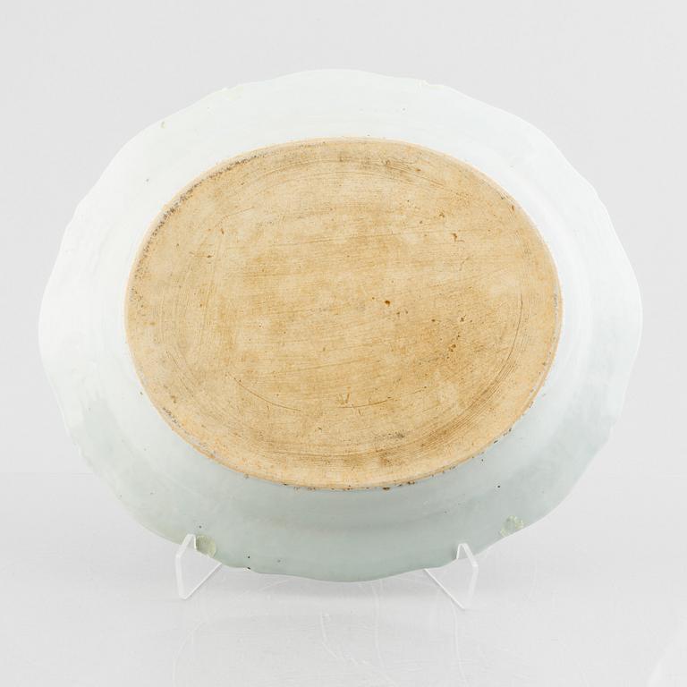 Fat, porslin, Kina, Qingdynastin, Qianlong 1736-95.