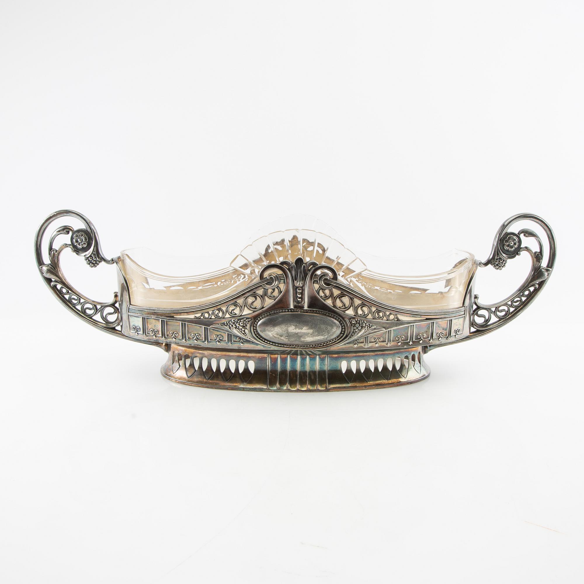 Jardinière Jugend 1910s silver plate.