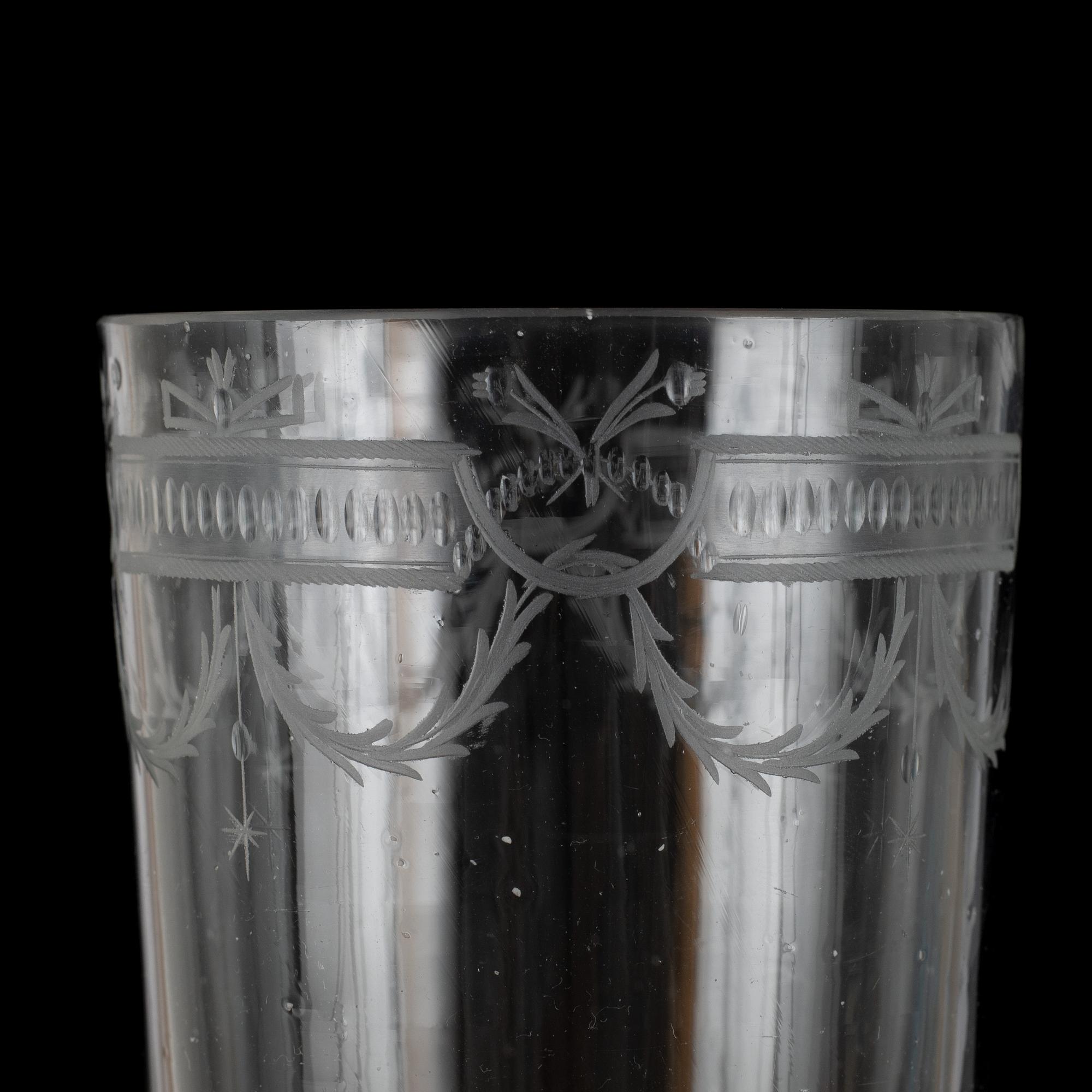 Glas, 14 st, sengustavianska, tidigt 1800-tal.