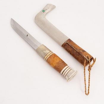 A reindeer horn knife by Per Sunna, before 1965, signed.