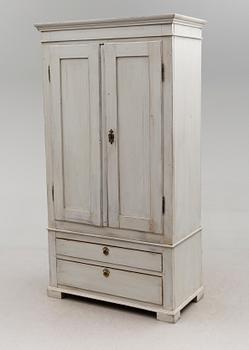 KLÄDSKÅP, 1800-talets andra hälft.