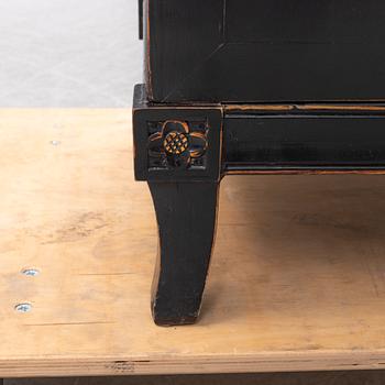 A Chinese cabinet, 20th Century.