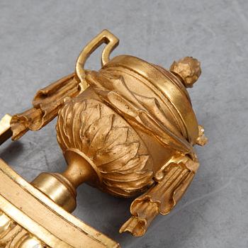 A gustavian style wall clock, signed Rob. Engström, Stockholm. First half of the 20th century.