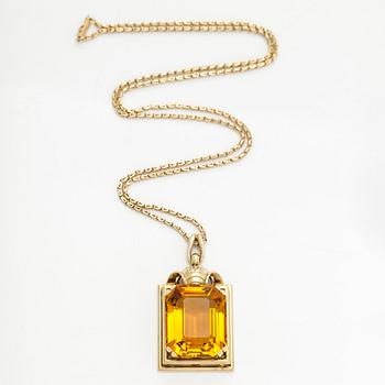Necklace with pendant, 14K gold and a faceted citrine.