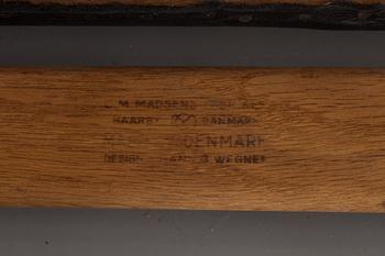 STOLAR, 3 st,  "W 2", s k "Spisestolen", Hans J. Wegner, C M Madsens Fabriker, Danmark.