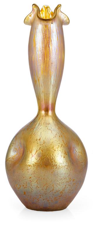 A Johann Loetz Witwe Art Nouveau vase, Austria.