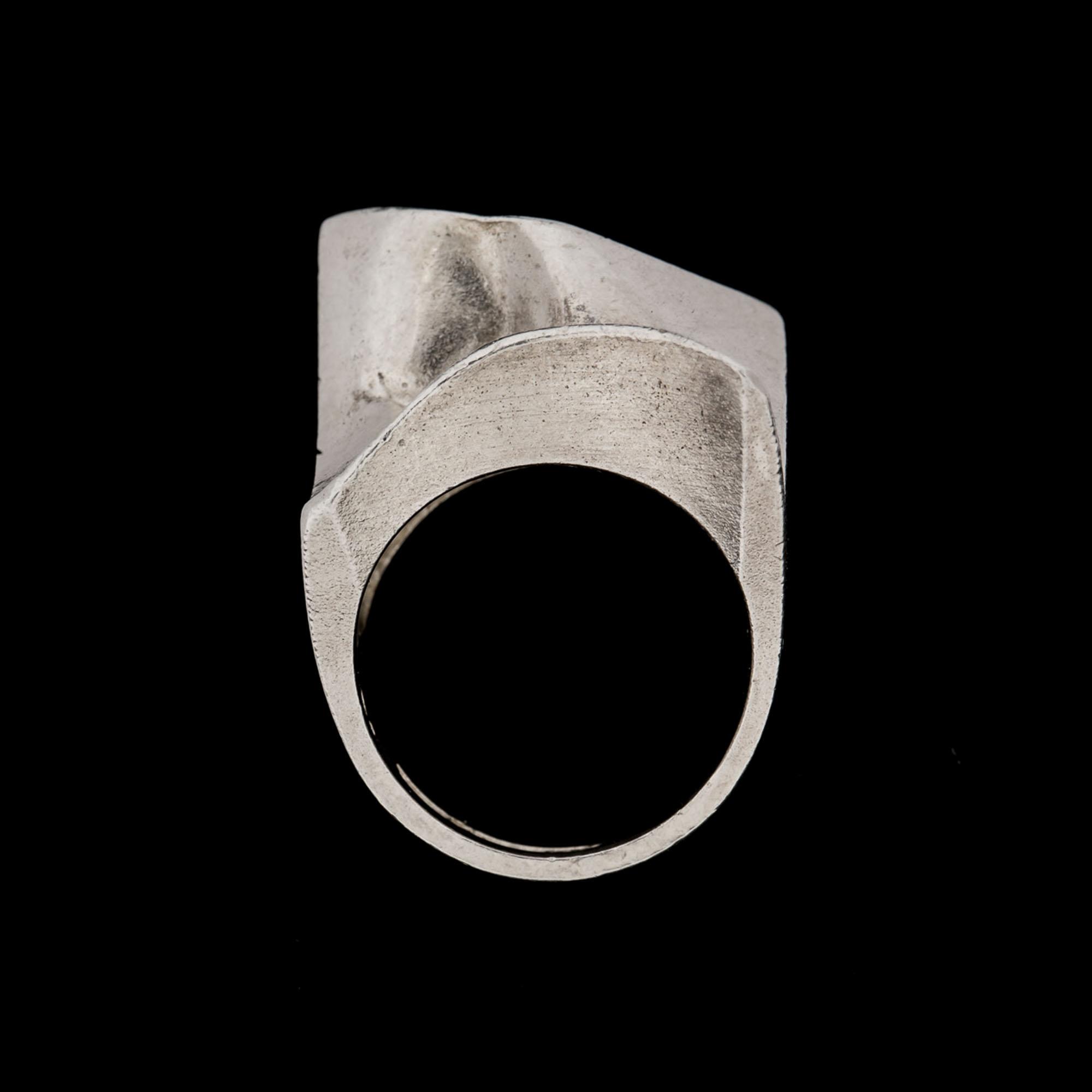 RING, sterlingsilver, Lapponia, Finland, 1970. Vikt ca 15 g.