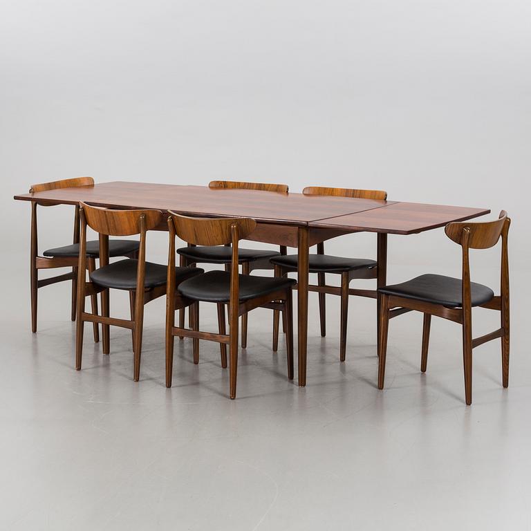 A 7 PIECES DINNER TABLE SET. TABLE  "Amagerbo Michael Olsen ".