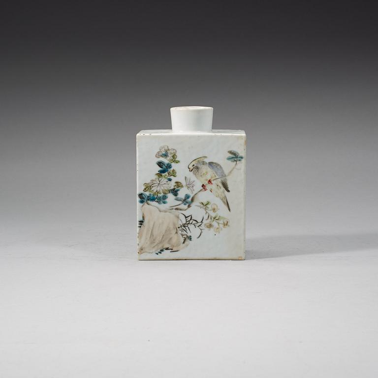 A large enameled tea caddy, Qing dynasty, signed Su Shengyuan and dated in the year of Yiyou (1885).