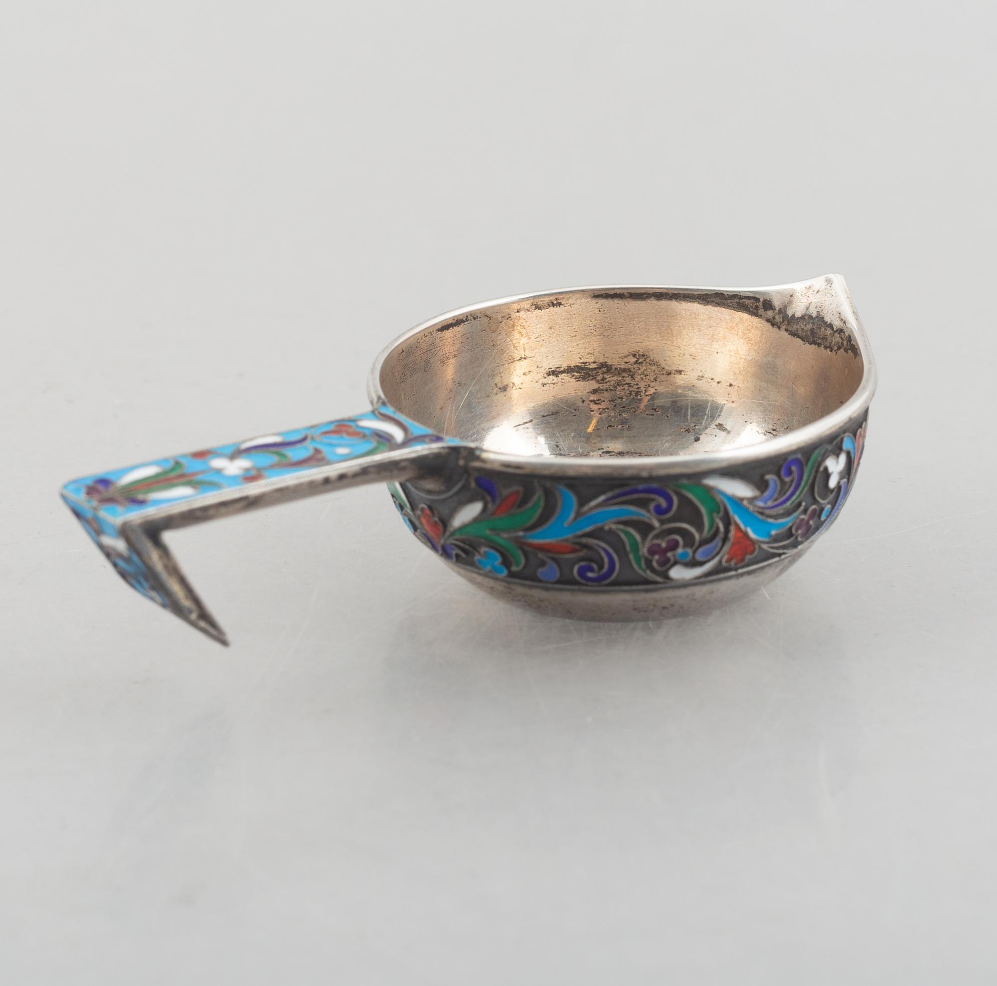 A Russian silver and enamel kovsh, 1896-1908.