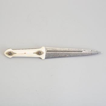 ANDRZEJ RYBAK, kniv, samtida.