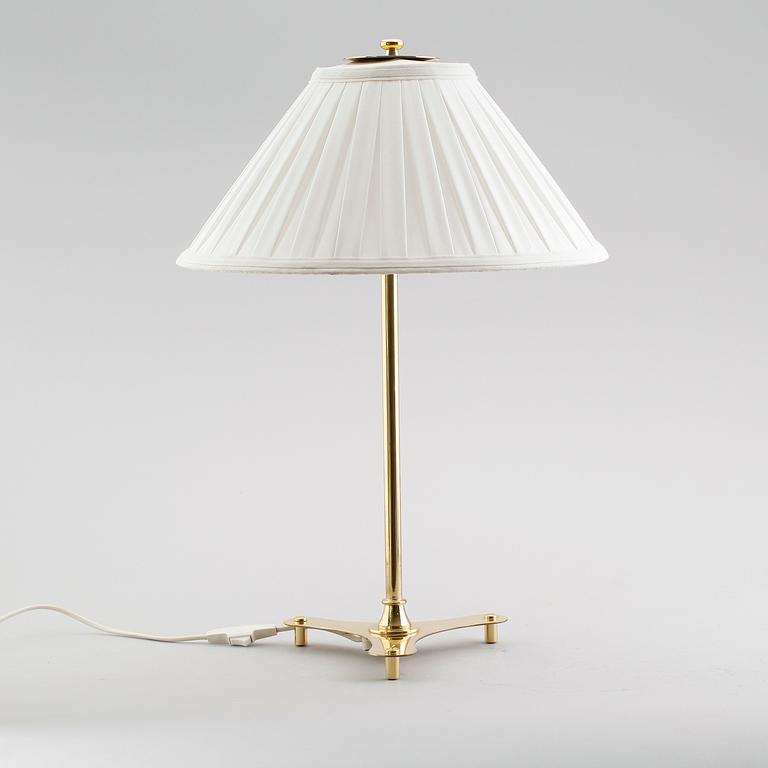 BORDSLAMPA, modell 2467/2, Josef Frank, Firma Svenskt Tenn.