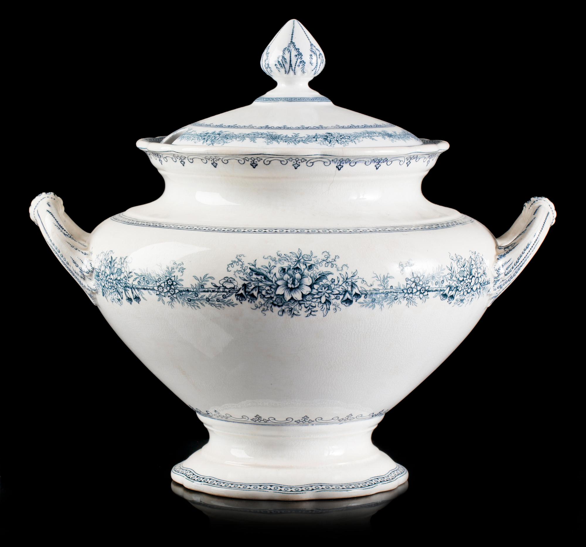 SOPPTERRIN, benporslin, Rörstrand, "Linnea", 1800-talets slut.