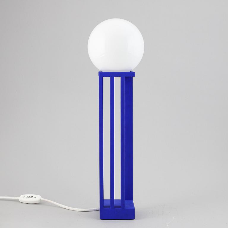 FOLKFORM, a limited edtion "Libreria Lamp, Klein Blue", Studio Folkform 2020.