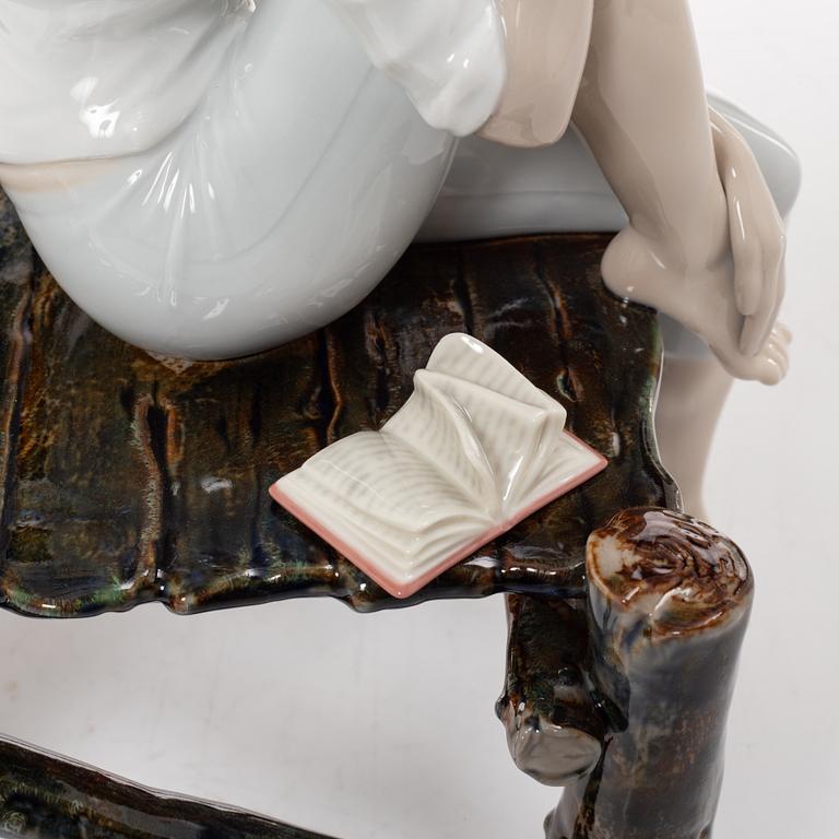 Ernest Massuet, figurine, "Sunset at the Pier", Lladró, Spain.