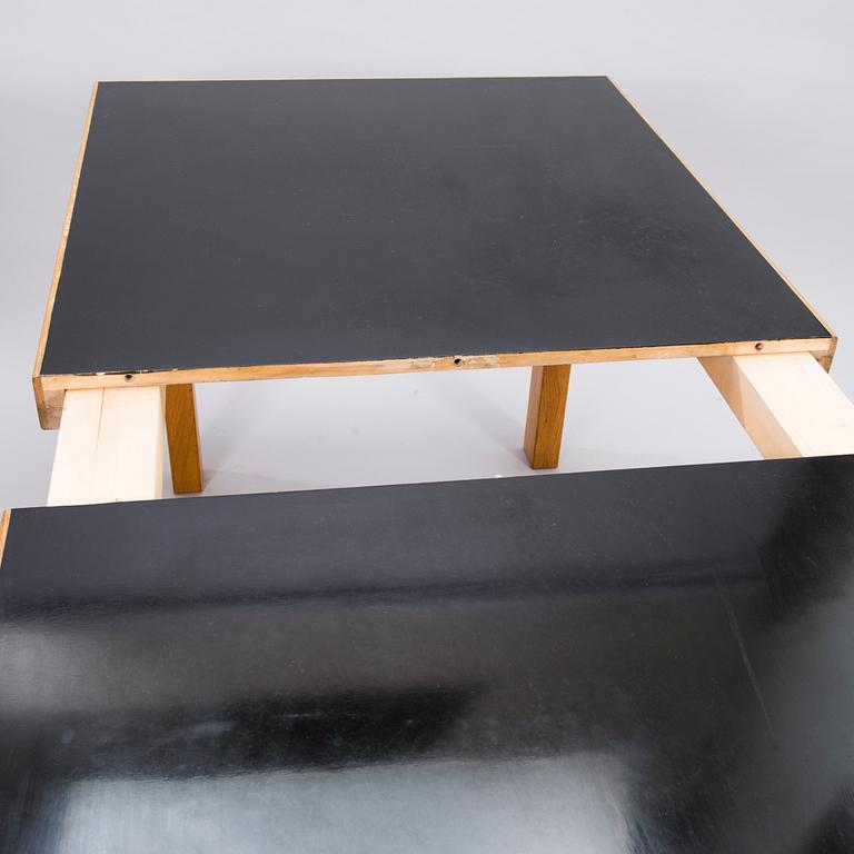 CARL GUSTAF HIORT AF ORNÄS, A mid 20th century 'Näyttely Senior' dining table for HMN Huonekalu Mikko Nupponen. Finland.